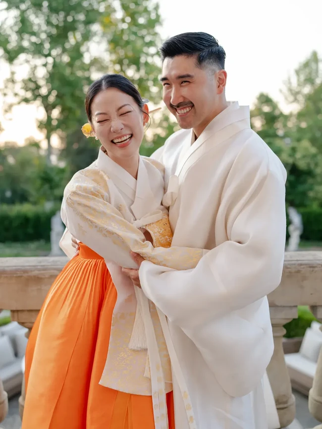 Potret Pernikahan Arden Cho KPop Demon Hunters Pesta Hanbok di Italia