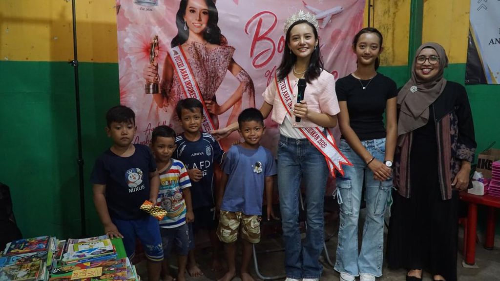 Keren! Audellya Ambara Buat Gerakan Berbagi Buku Bacaan Bahasa Inggris