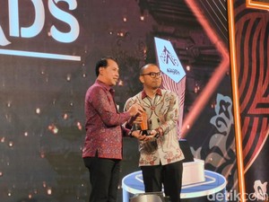 BPD Bali Raih Anugerah Bank Daerah Pendorong UMKM Berkelanjutan