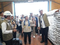 Titiek Soeharto Resmikan Gudang BULOG 3.500 Ton di Banjarbaru Kalsel