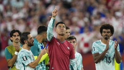 Cristiano Ronaldo Berbalut Jersey Diogo Jota