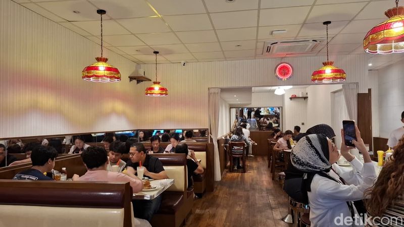 Dan's Diner