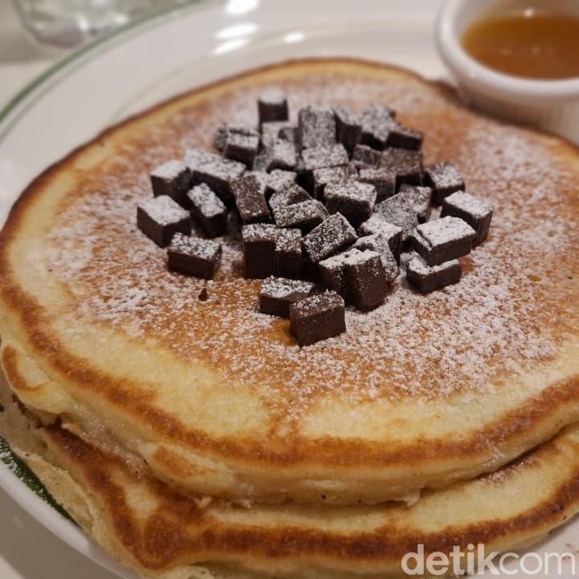 Bistro Hits di Jaksel Ini Punya Pancake Empuk dan Hot Chocolate Pekat