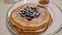 Dan's Diner: Sandwich Sourdough hingga Pancake Lezat di Bistro Gaya Amerika