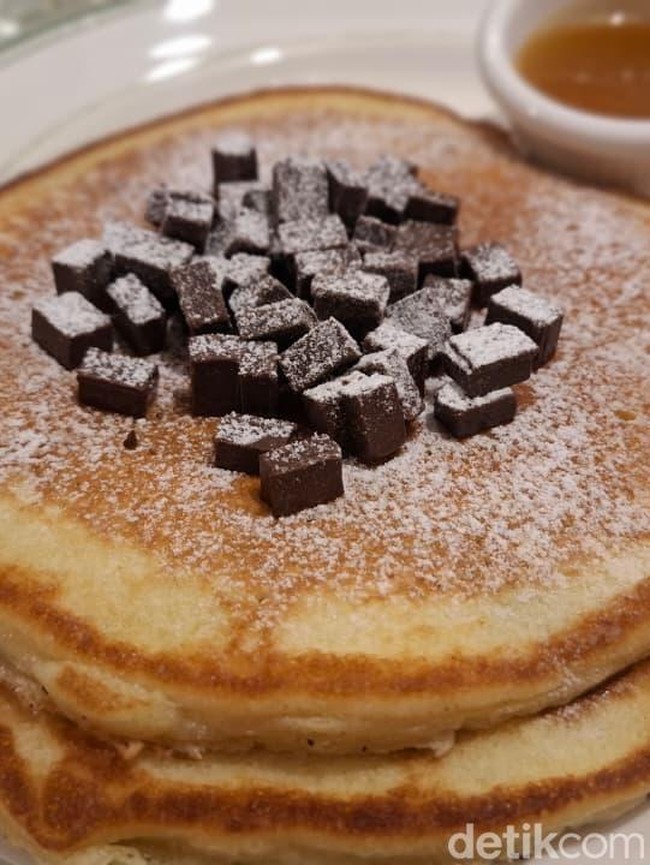 Bistro Hits di Jaksel Ini Punya Pancake Empuk dan Hot Chocolate Pekat