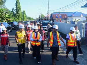 Gubernur Sulsel Kebut Pembangunan Jalan di Sidrap demi Dukung Ekonomi Warga
