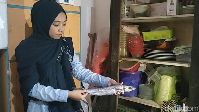 Ikan Ambu bagi Suku Mandar di Majene menjadi simbol ketangguhan budaya maritim.