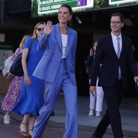 Kejutan Kate Middleton di Wimbledon 2026, Sapa Antrean dan Jadi Penjaga Tiket