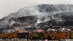 Kebakaran TPA Jatiwaringin Masuk Hari Keempat
