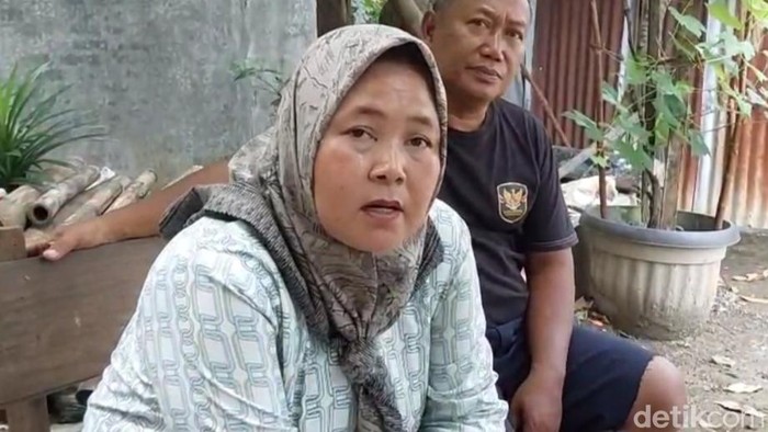 Kepling 15 Kelurahan Tegal Rejo, Rahmayanti.