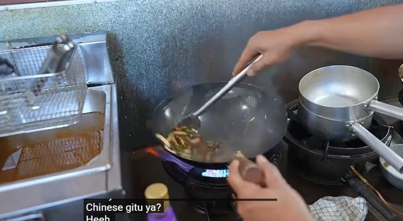 Kisah inspiratif penjual mie ala Malaysia di Pontianak yang bangkit dari bangkrut imbas pandemi Covid-19