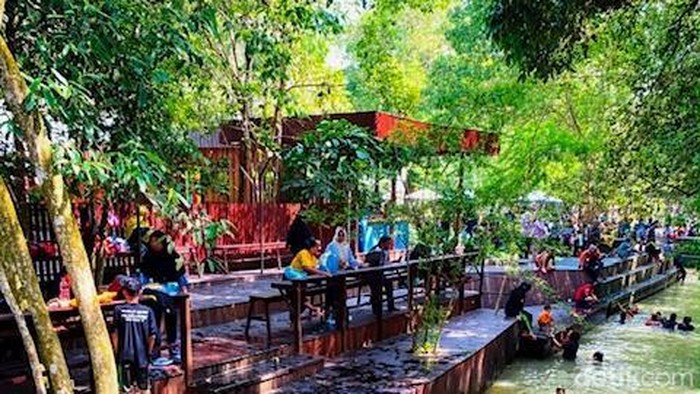 Libur Panjang, Sungai Fortuna Diserbu Lebih dari 10 Ribu Pengunjung. (Sigit Pamungkas)