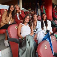 Dalam berbagai postingan, Margarida terlihat sering mendukung pasangan di lapangan bersama dengan WAGs Portugal lainnya. Foto: Instagram