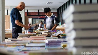 Stimulus Industri Kreatif, Pajak Royalti Penulis Jadi 1,5 Persen
