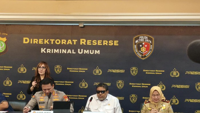 Penasehat Khusus Presiden Bidang Ketenagakerjaan dan Kesejahteraan Buruh, Said Iqbal  di Polda Metro Jaya