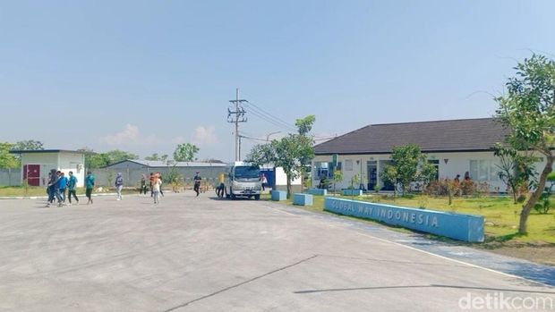 PT GWI Madiun, produsen Trionda, bola resmi Piala Dunia 2026. PT GWI Madiun, produsen Trionda, bola resmi Piala Dunia 2026.
