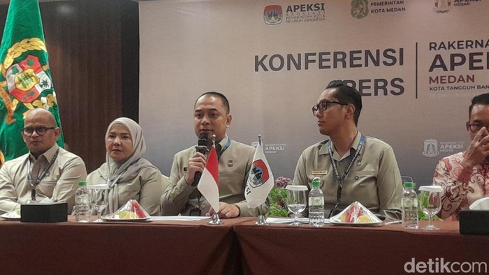 Konferensi pers Rapat Kerja Nasional (Rakernas) APEKSI ke-18 tahun 2026 di Kota Medan.