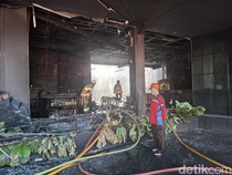 Detik-detik Kebakaran Hanguskan Rama Biliar di Mergangsan Jogja