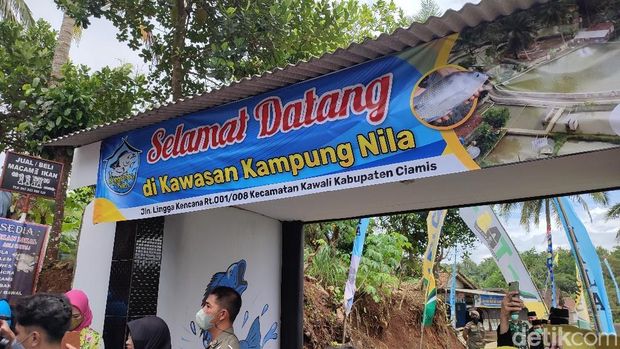 Salah satu wisata edukasi di Ciamis. Salah satu wisata edukasi di Ciamis.