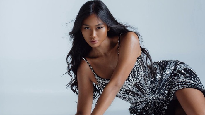 sarah tumiwa