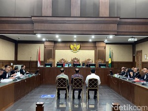 3 Pejabat Bea Cukai Didakwa Terima Suap dan Gratifikasi Rp 78,8 Miliar