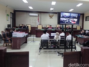 Kasus Korupsi Pengadaan Mamin, Eks Waka DPRD Jember Divonis 6 Tahun Bui