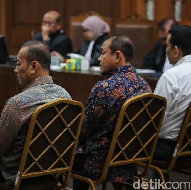 Tiga Pejabat Bea Cukai Didakwa Terima Suap Rp 78,8 Miliar