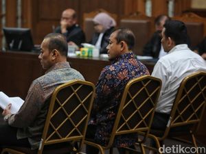 Tiga Pejabat Bea Cukai Didakwa Terima Suap Rp 78,8 Miliar