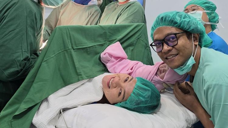 Dzawin Nur-Renny Dikaruniai Anak Cewek, Namanya Frasa