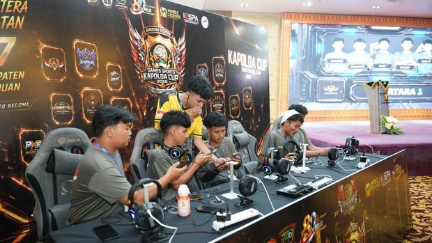 E-Sport Mobile Legends Kapolda Cup 2026 E-Sport Mobile Legends Kapolda Cup 2026 yang digelar di Auditorium Lantai 7 Gedung Presisi Mapolda Sumsel, Sabtu (4/7/2026).