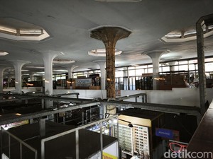 8 Pilar Kusam Pasar Johar Pengingat Tragedi Kebakaran 2015