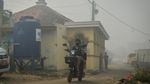 Polusi Asap TPA Jatiwaringin Ancam Kesehatan Warga