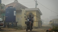 Polusi Asap TPA Jatiwaringin Ancam Kesehatan Warga
