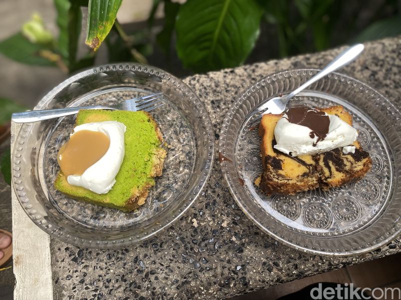 Cicip kue marmer kekinian dari Kue Oleh-oleh Warisan