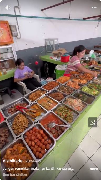Makanan Andalan Karyawan di Kantin Central Park Makanan Andalan Karyawan di Kantin Central Park