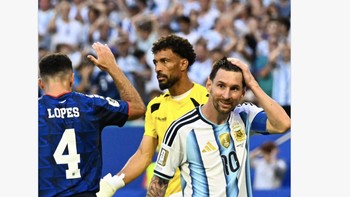Ekspresi Messi usai pertandingan harus ke babak perpanjangan waktu. Foto: X.com