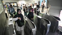 Naik MRT Jakarta Kini Bisa Tap In Pakai Kartu Kredit