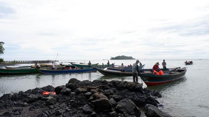 Pantai Tanjung Dewa