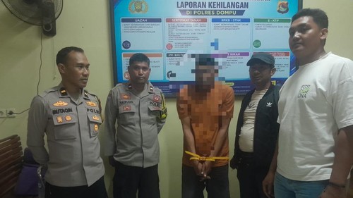 Pelaku I alias PC, pria yang gorok leher temannya ditangkap polisi pada Jumat (3/7/2026) malam. (Dok. Polres Dompu)