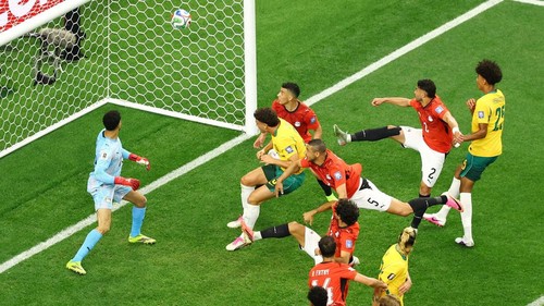 Soccer Football - FIFA World Cup 2026 - Round of 32 - Australia v Egypt - Dallas Stadium, Arlington, Texas, U.S. - July 3, 2026 Egypts Mohamed Hany scores Australias first through an own goal REUTERS/Issei Kato     TPX IMAGES OF THE DAY