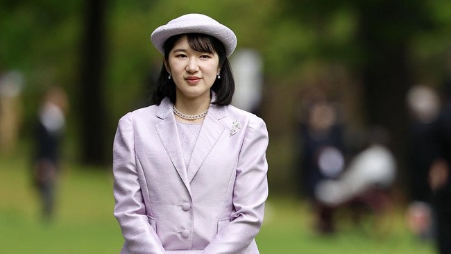 Meski tidak bisa jadi penerus Kaisar, Putri Aiko tetap diharapkan untuk menikah dengan pria bergelar bangsawan Jepang. Jika tidak, ia tidak akan lagi mendapat gelar bahkan kekayaan dari keluarga. Foto: Anadolu via Getty Images/Anadolu