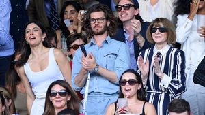 Momen Pacaran Andrew Garfield-Monica Barbaro Nonton Tenis