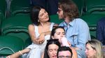 Momen Pacaran Andrew Garfield-Monica Barbaro Nonton Tenis