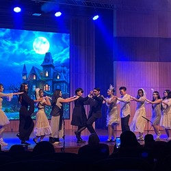 The Addams Family Hidup Lagi di Finale Mainstage Jakarta Summer Camp 2026
