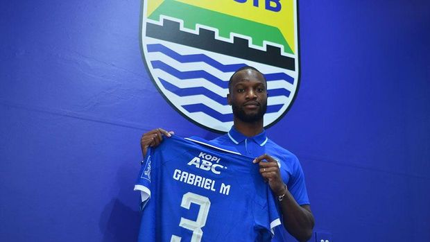 Gabriel Mutombo akan memakai nomor punggung 3 di Persib. Gabriel Mutombo akan memakai nomor punggung 3 di Persib.