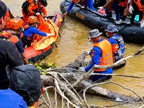 Aiptu Sumariyanto Ditemukan Tewas Mengapung di Sungai Katingan