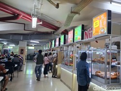 Makan Enak di Kantin Karyawan