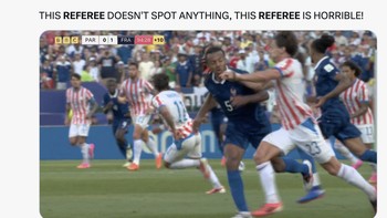 Salah satu tindakan kotor pemain Paraguay yang tidak kena hukuman oleh wasit. Foto: X.com