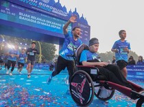 Dorong Kursi Roda Anak, Ahmad Luthfi Ramaikan Rupiah Borobudur Playon 2026