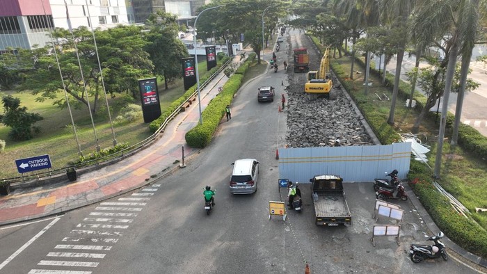 Pengembang JGC mulai perbaiki jalan rusak